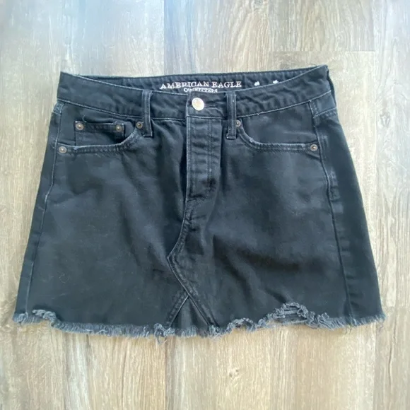 Black American Eagle Skirt - Picture 1 of 3